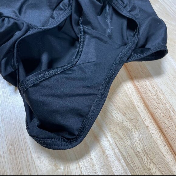 Miraclesuit - Women's Illusionist Crossover One Piece Swimsuit - Picture 9 of 12